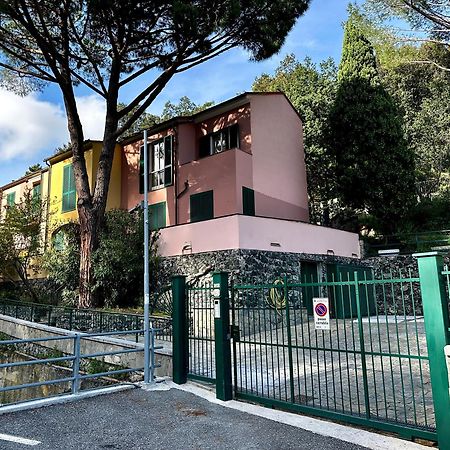 Terrace & Parking - Holiday Home Near Fegina Beach Monterosso al Mare Exterior photo