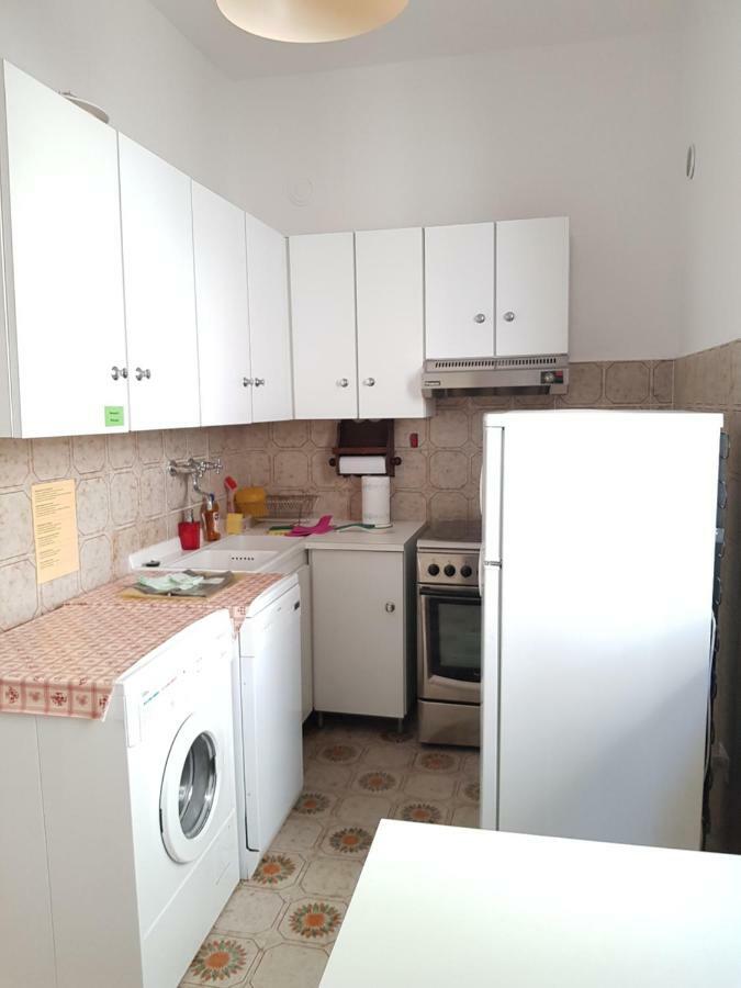 Terrace & Parking - Holiday Home Near Fegina Beach Monterosso al Mare Exterior photo